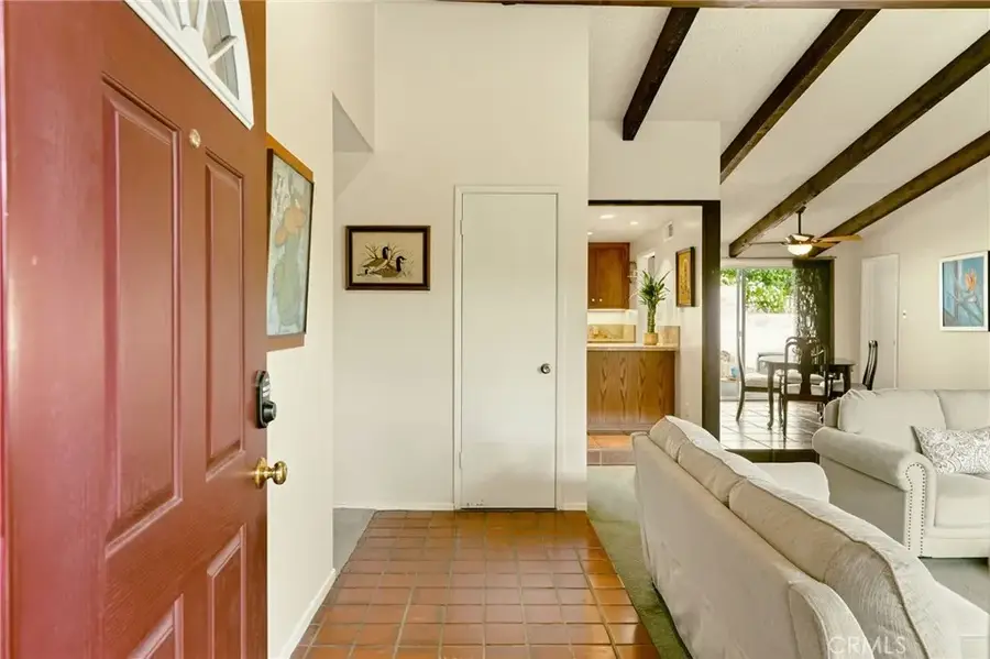 2217 Crescent Avenue, Montrose, CA 91020 - #2