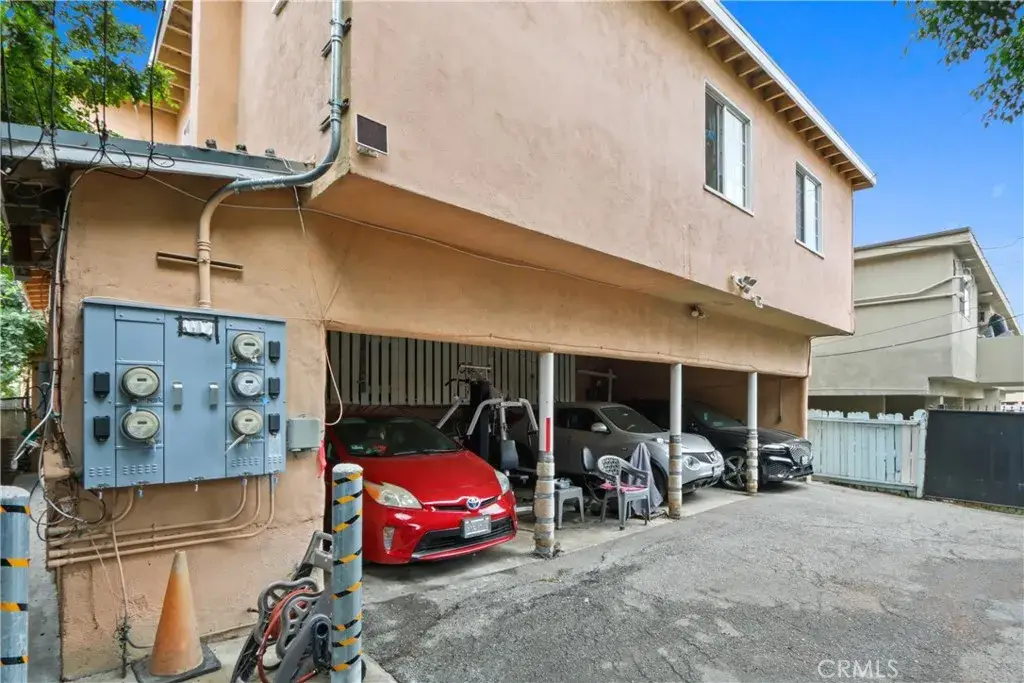 1921 Chariton Street, Los Angeles, CA 90034 - #1