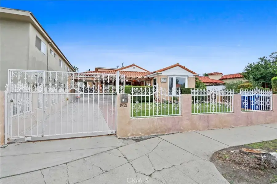 1921 Chariton Street, Los Angeles, CA 90034 - #2