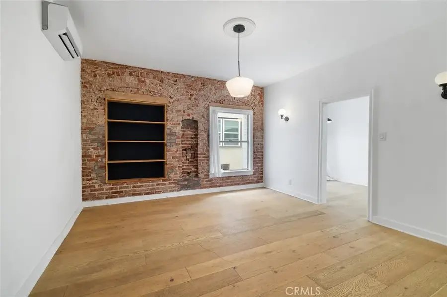 211 S Berendo Street #3, Los Angeles, CA 90004 - #2