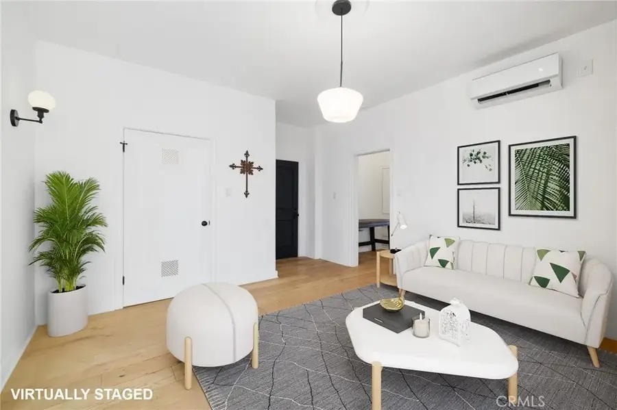 211 S Berendo Street #3, Los Angeles, CA 90004 - #3