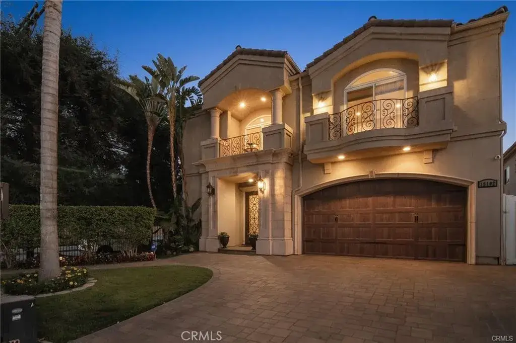 15102 Greenleaf Street, Sherman Oaks, CA 91403 - #1