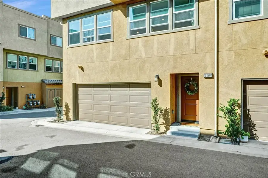 12820 N Watt Lane #C, Sylmar, CA 91342 - Image #2
