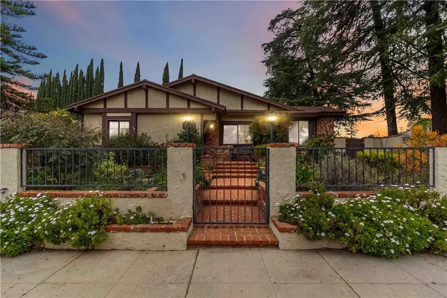 10637 Yarmouth, Granada Hills, CA 91344 - #2