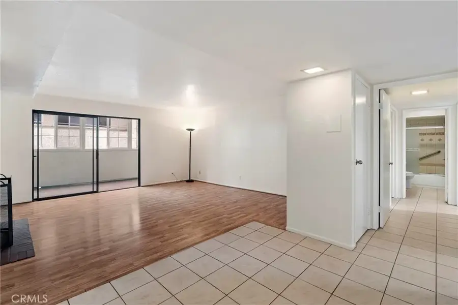 7625 Reseda Boulevard #104, Reseda, CA 91335 - #3