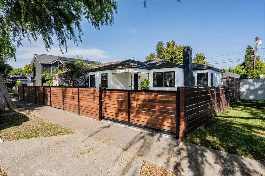 4044 Coolidge Avenue, Los Angeles, CA 90066 - #2