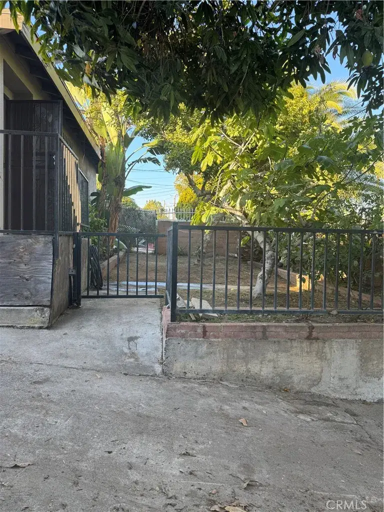 529 S Sydney, East Los Angeles, CA 90022 - #2