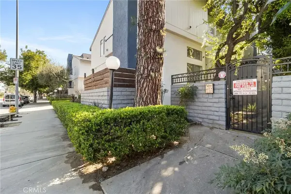 12380 Chandler #D, Valley Village, CA 91607