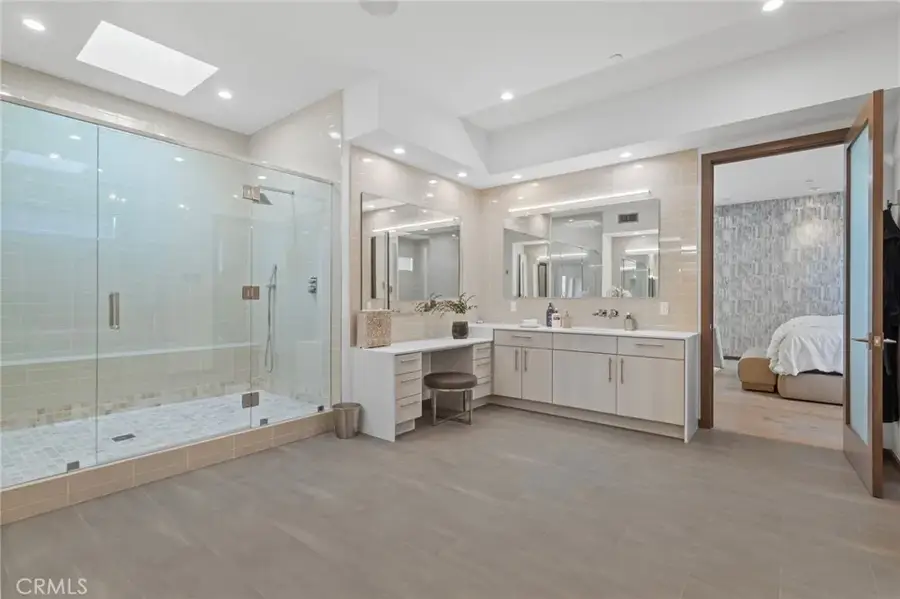 15641 Meadowgate, Encino, CA 91436 - #3