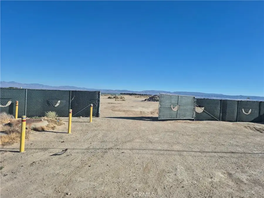 8200 W Avenue D-6, Lancaster, CA 93536 - #2