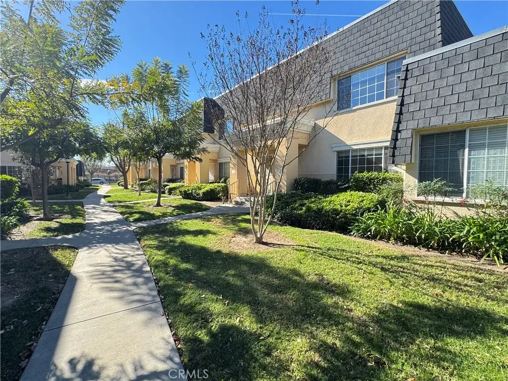 19216 Hamlin Street #8, Reseda, CA 91335 - #1