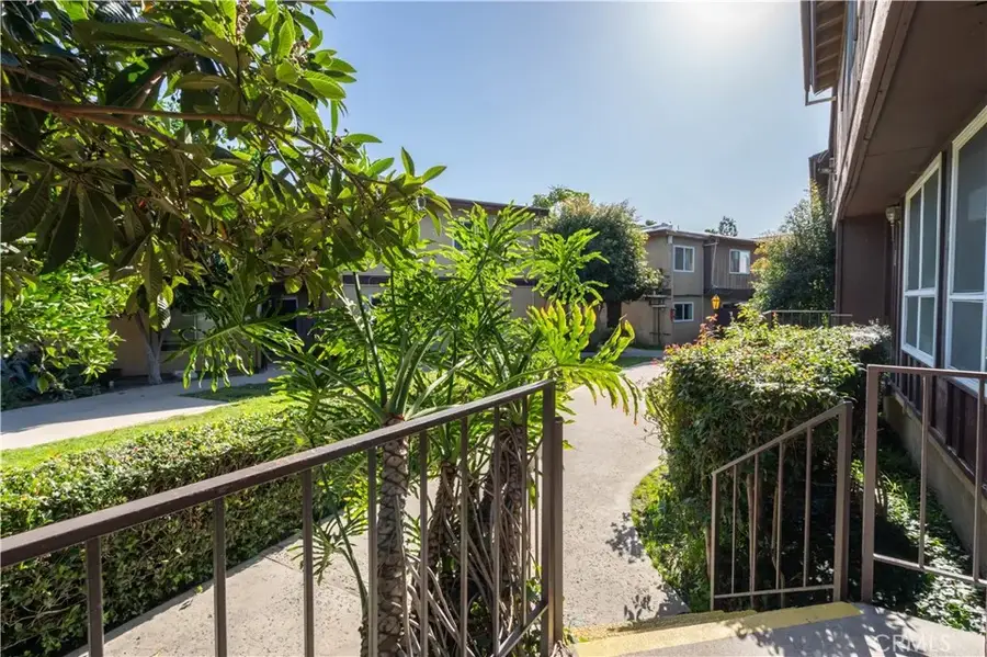 7301 Lennox, Van Nuys, CA 91405 - #3