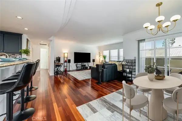 4832 Whitsett Avenue #305, Valley Village, CA 91607