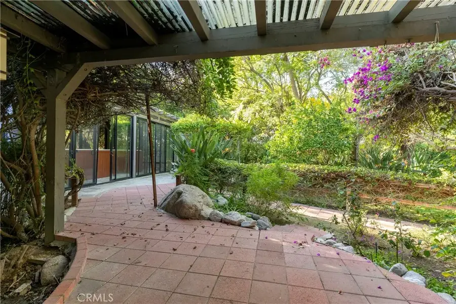 5653 Shirley Avenue, Tarzana, CA 91356 - #3