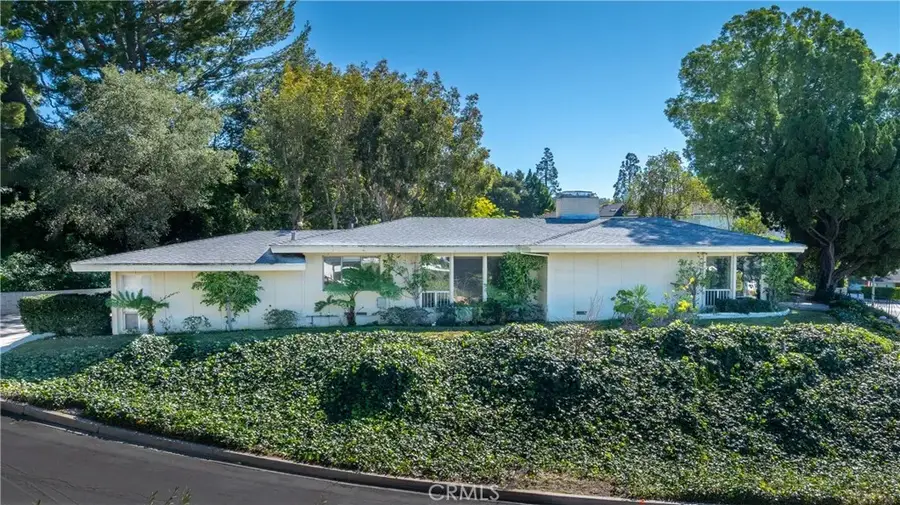 16237 Meadowridge, Encino, CA 91436 - #2