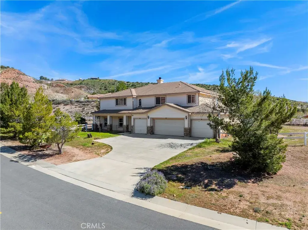 34250 Mcennery Canyon, Acton, CA 93510 - #1
