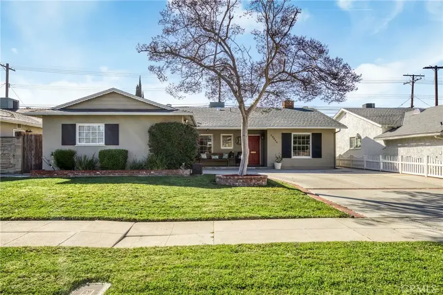 23040 Hartland, West Hills, CA 91307 - #2