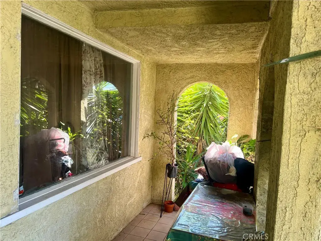 946 S Vancouver Avenue, East Los Angeles, CA 90022 - #1