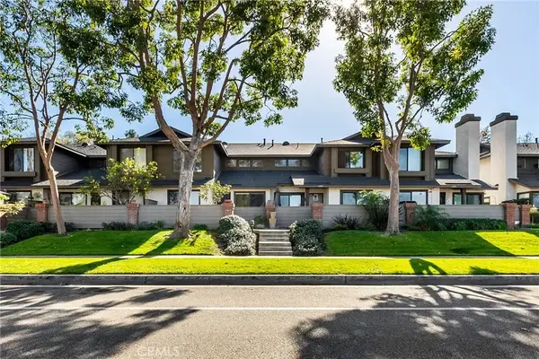 1955 W Clipper, Anaheim, CA 92801