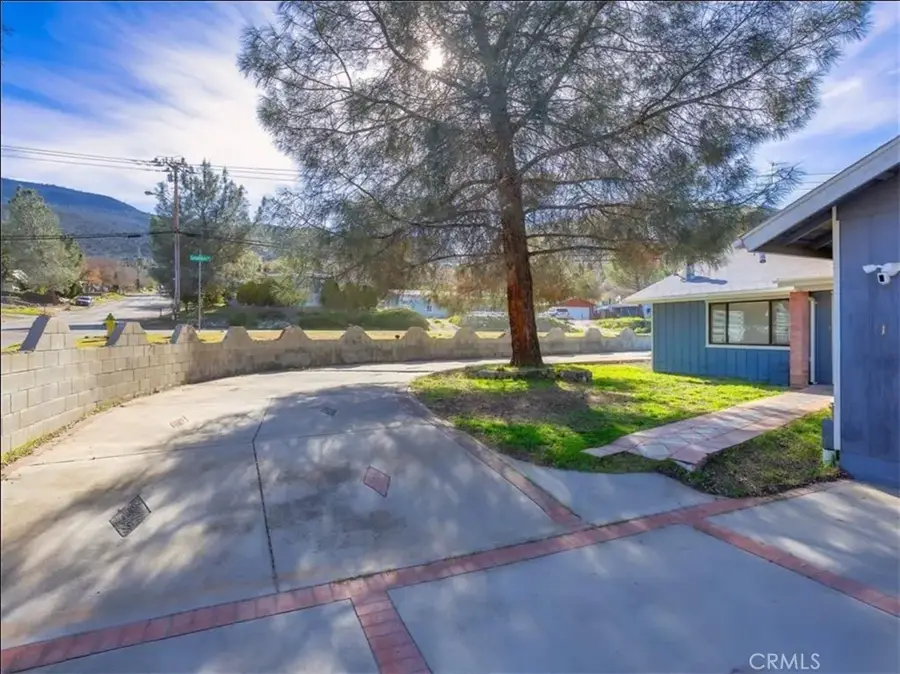 1 N Salaine Drive, Bodfish, CA 90291 - #2