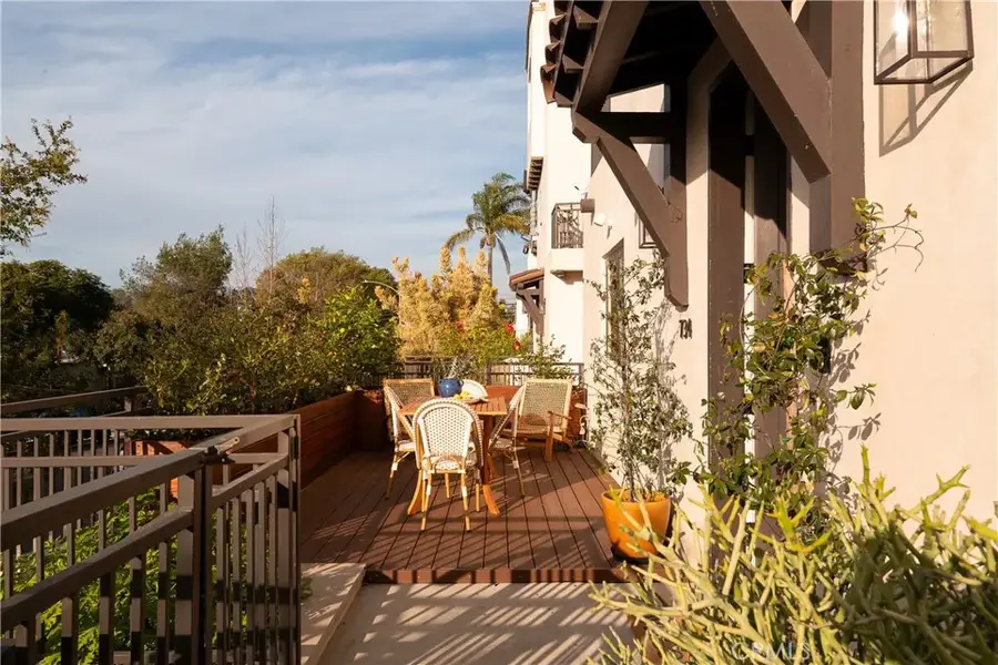 734 Parkman, Los Angeles, CA 90026 - #3