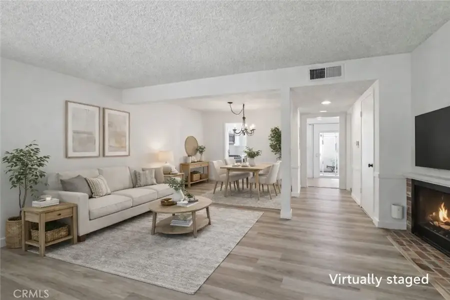 17800 Devonshire Street #6, Northridge, CA 91325 - #3