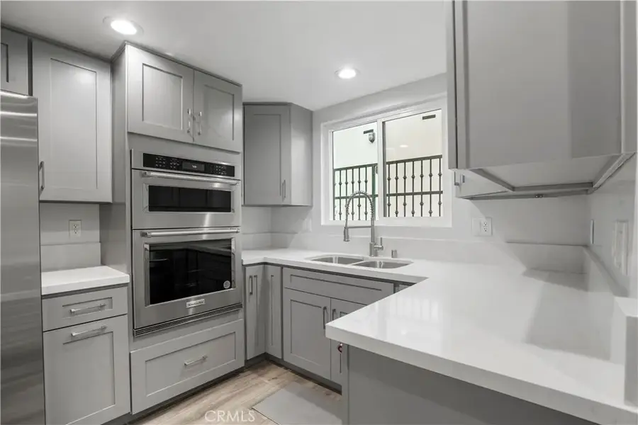 227 E Burbank #C, Burbank, CA 91502 - #3