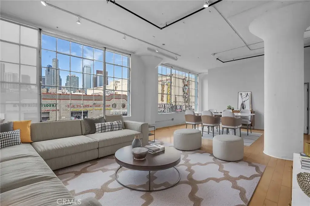 420 S San Pedro #211, Los Angeles, CA 90013 - #1