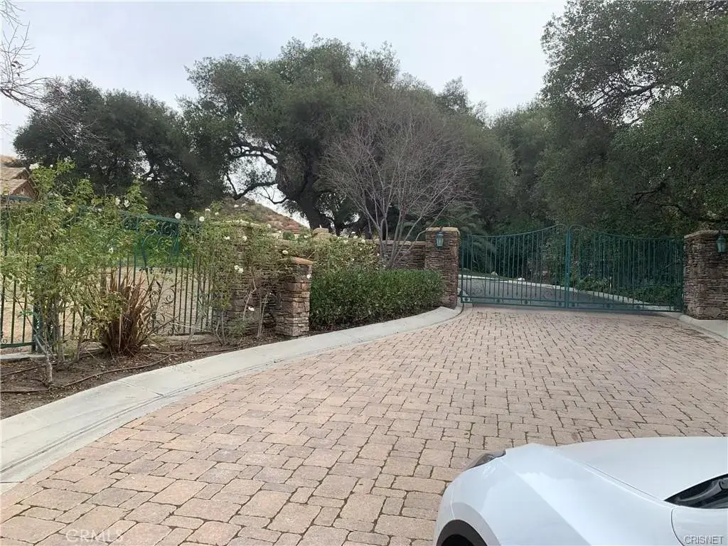 27198 Sand Canyon, Canyon Country, CA 91387 - #1