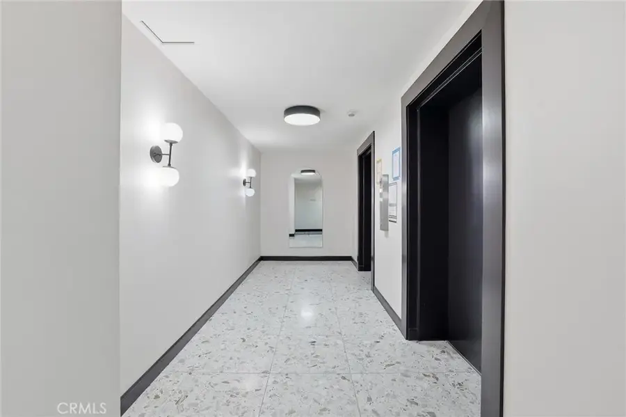 321 S San Vicente Boulevard #604, Los Angeles, CA 90048 - #2