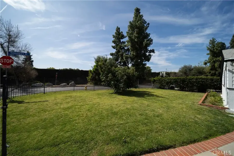 14803 Valleyheart Drive, Sherman Oaks, CA 91403 - #3