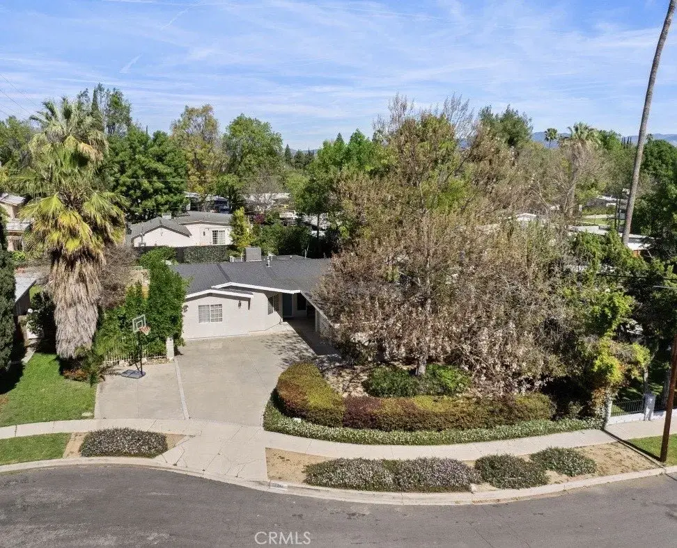 18817 Stagg Street, Reseda, CA 91335 - #1