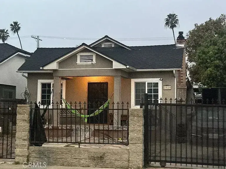 2829 S Rimpau, Los Angeles, CA 90016 - #2