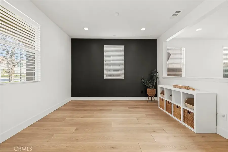 28384 Vista Del Rio, Valencia, CA 91354 - #3