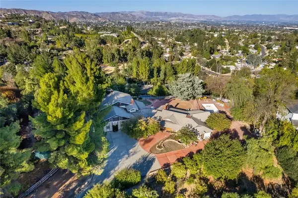 6006 Clear Valley Road, Hidden Hills, CA 91302