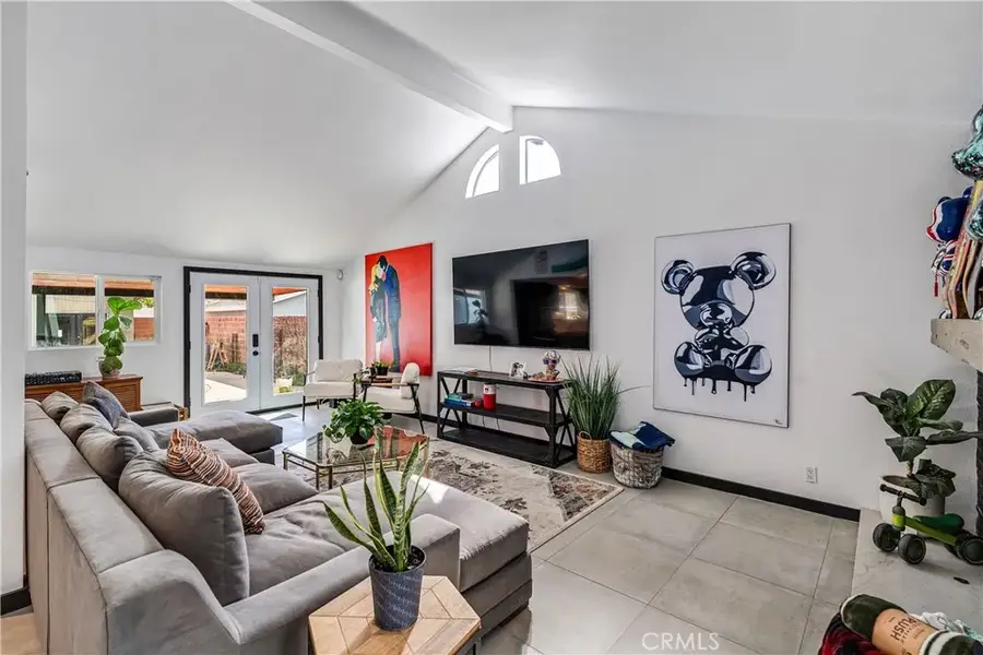 7702 De Soto, Canoga Park, CA 91304 - #3