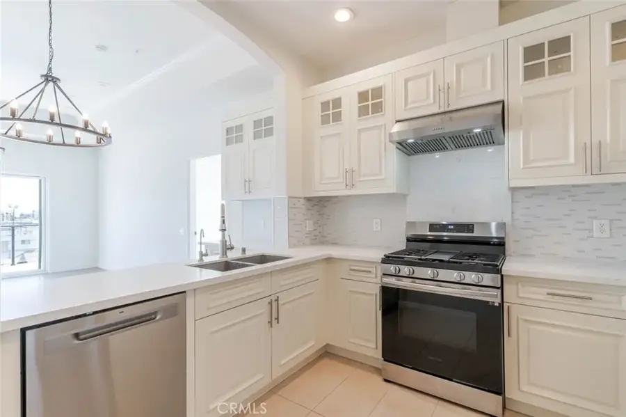 1598 Long Beach #401, Long Beach, CA 90813 - #3