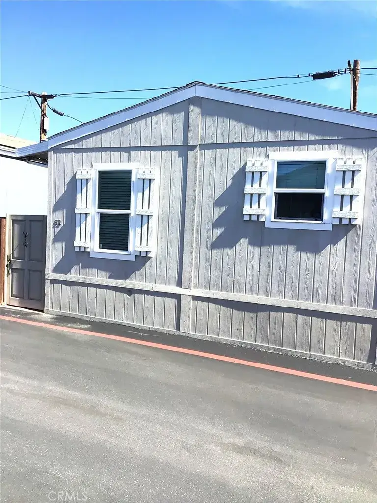 7560 Woodman Pl #52, Van Nuys, CA 91405 - #1