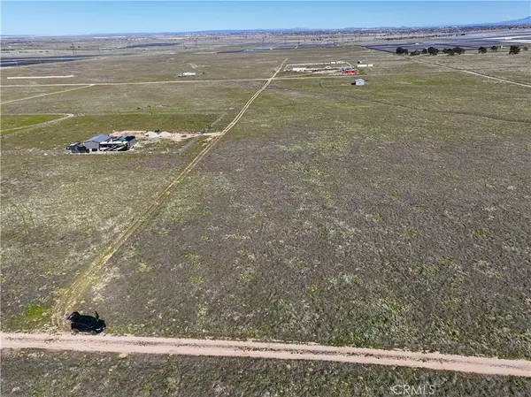 0 Vac/vic 105 Stw/ave K6, Lancaster, CA 93536