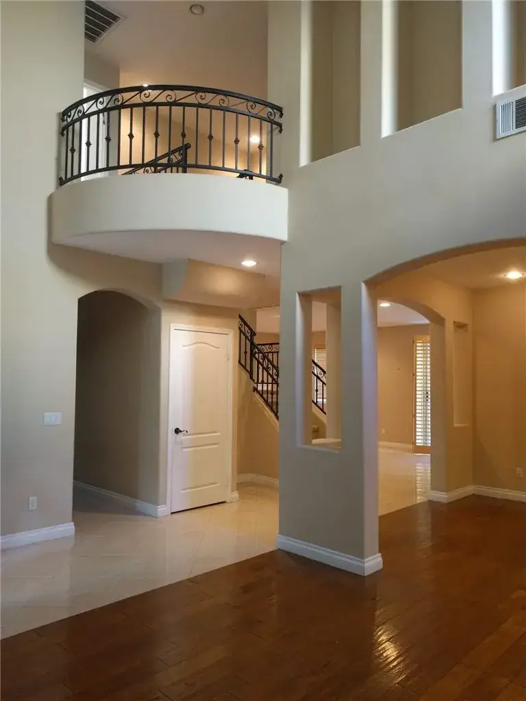 17447 Enadia, Lake Balboa, CA 91406 - #3