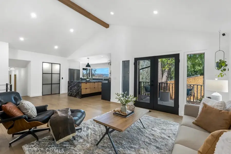 5200 Don Pio, Woodland Hills, CA 91364 - #3