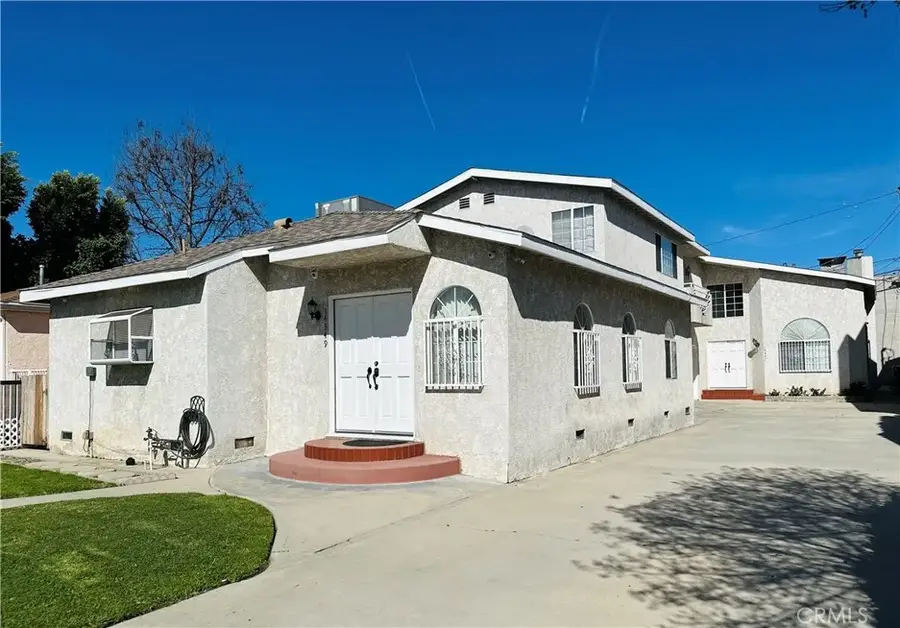 14349 Tiara Street, Sherman Oaks, CA 91401 - #2