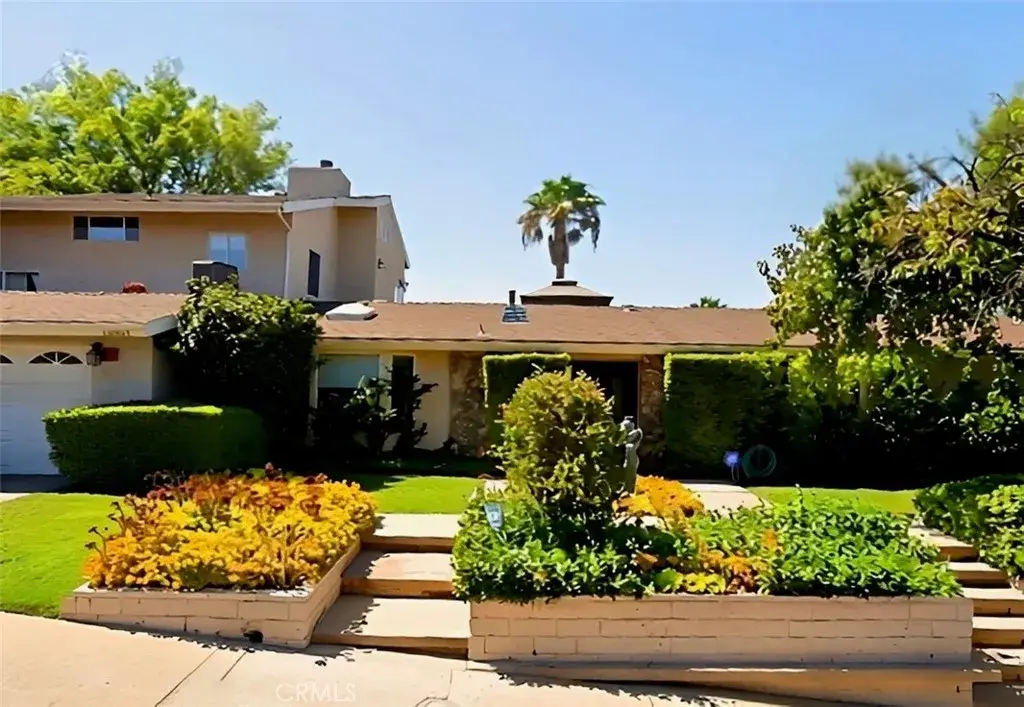 20838 Exhibit Court, Woodland Hills, CA 91367 - #1