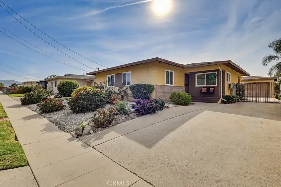 11019 Nassau Avenue, Sunland, CA 91040 - #2