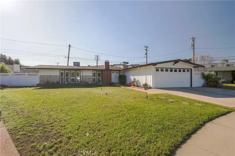 1049 N Macneil, San Fernando, CA 91340 - #2