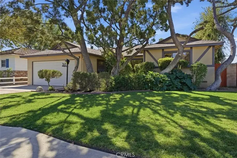 15944 Gledhill Street, North Hills, CA 91343 - #2