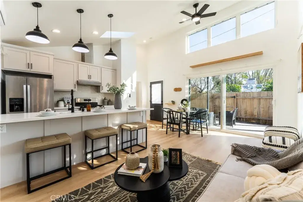 16122 San Fernando Mission Boulevard, Granada Hills, CA 91344 - #1