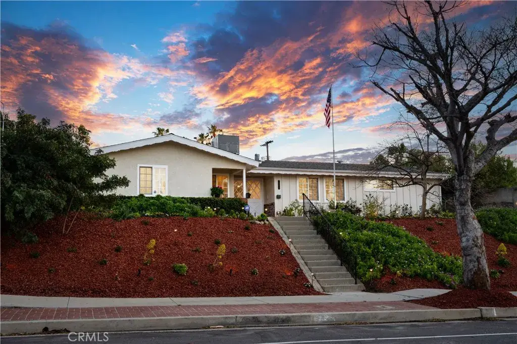 20624 Oxnard Street, Woodland Hills, CA 91367 - #1
