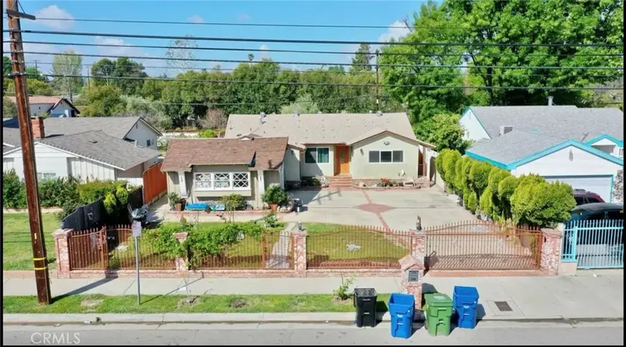 5921 Fallbrook Avenue, Woodland Hills, CA 91367 - #2