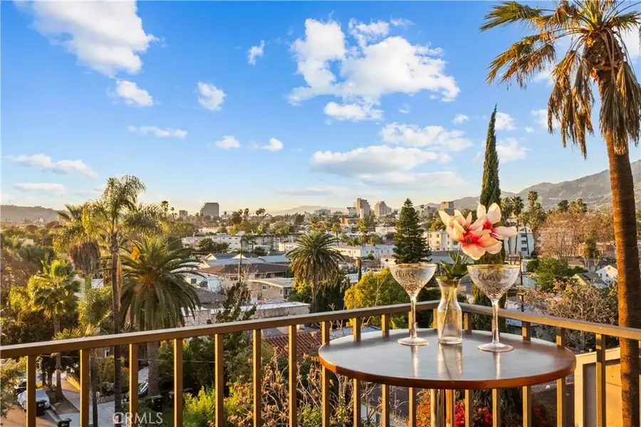 1517 E Garfield #53, Glendale, CA 91205 - #2